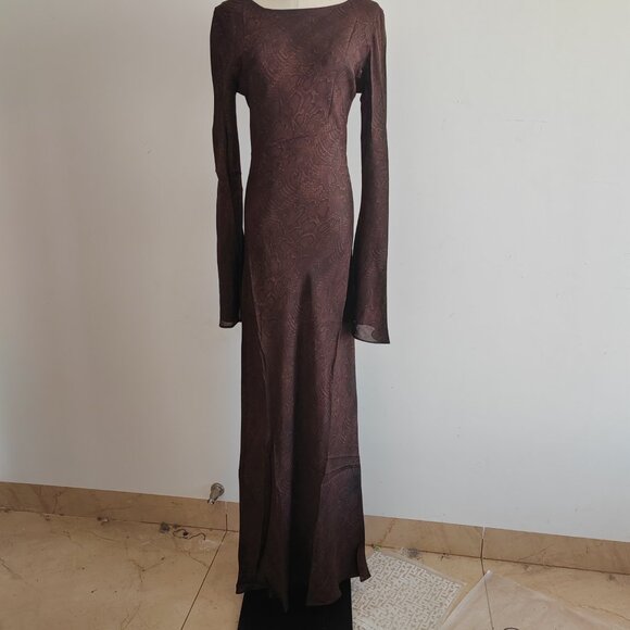 Realisation Par The Gia Maxi Dress in Silk Jianhong Crepe - Picture 4 of 14